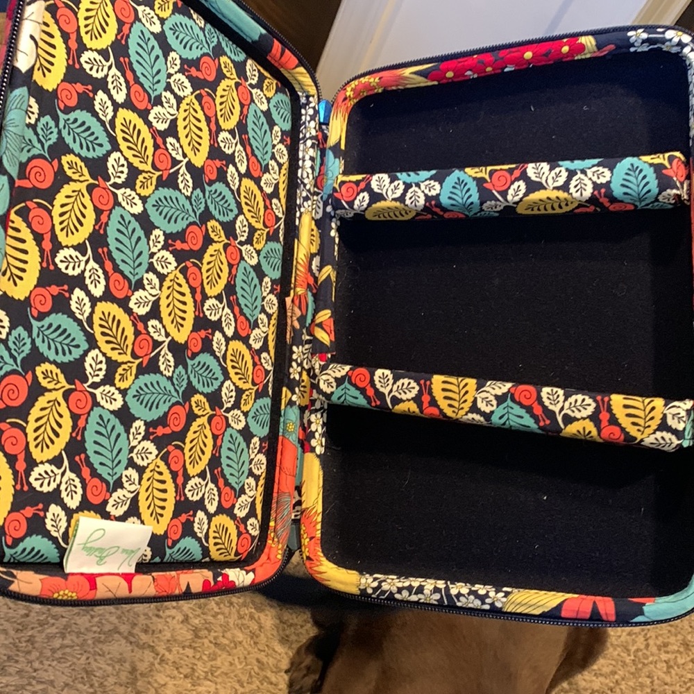 Vera Bradley Laptop Case “Happy Snails” - Picture 3 of 3